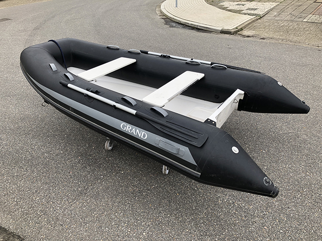 Grand S330 RIB