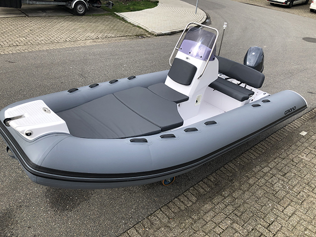 Grand S520 – Yamaha F70 EFI