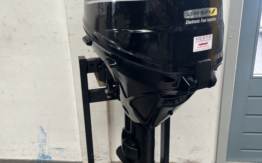 Suzuki 30PK 4-takt (243)