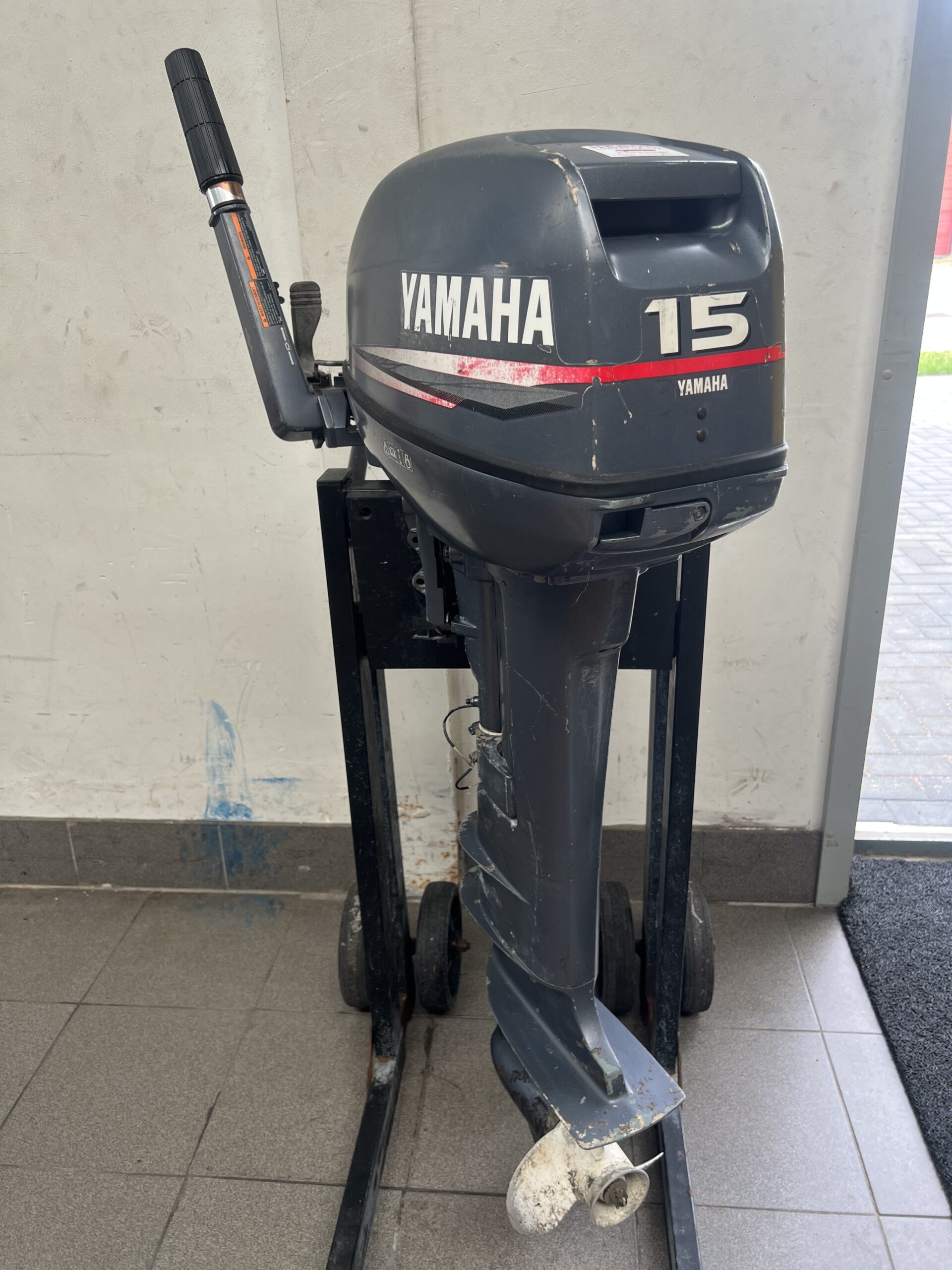 Yamaha 15PK 2-takt buitenboordmotor uit 2006, langstaart en handgestart
