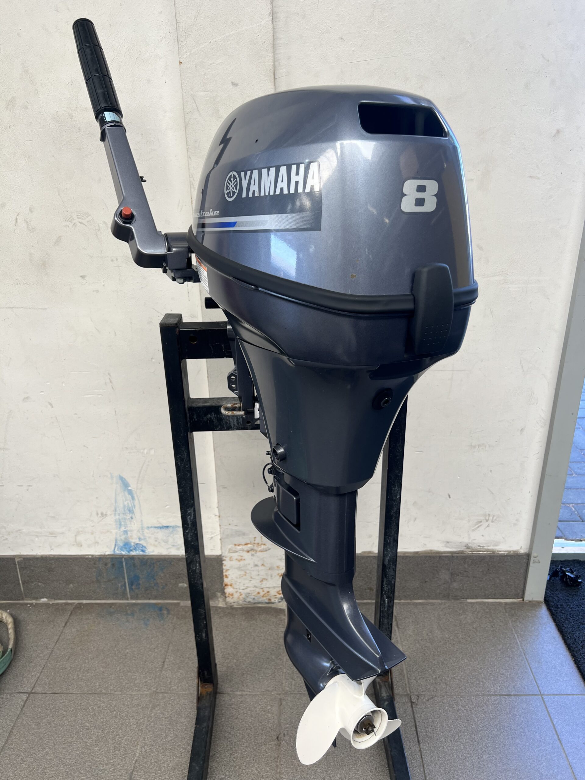 Yamaha 8 pk FourStroke buitenboordmotor uit 2012, kortstaart