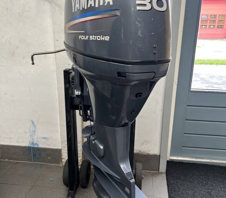 Yamaha 30PK 4-takt (222)